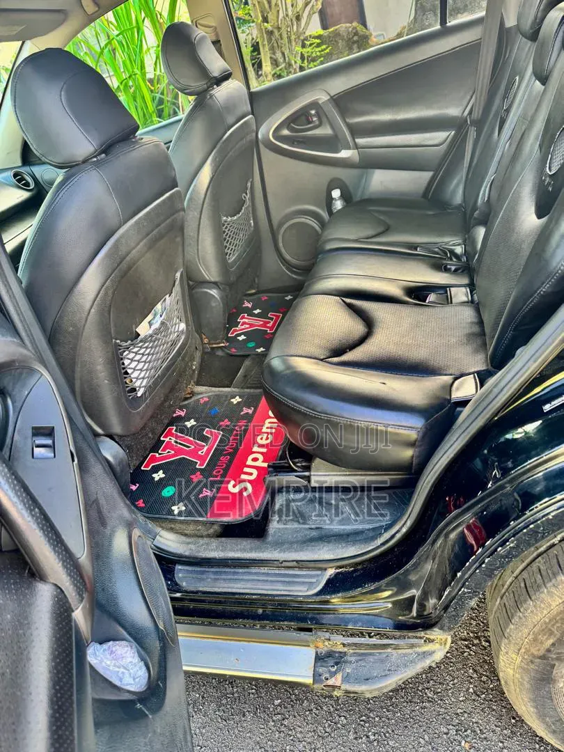 Toyota RAV4 2008 Black