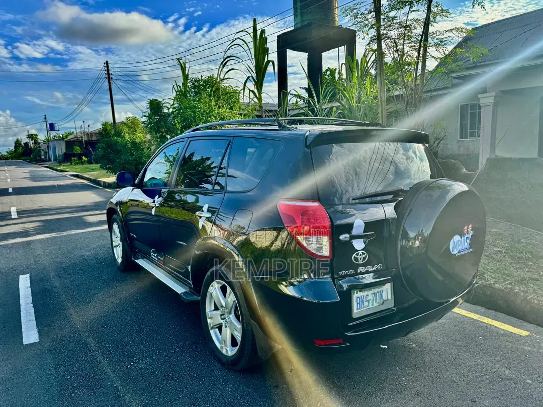 Toyota RAV4 2008 Black