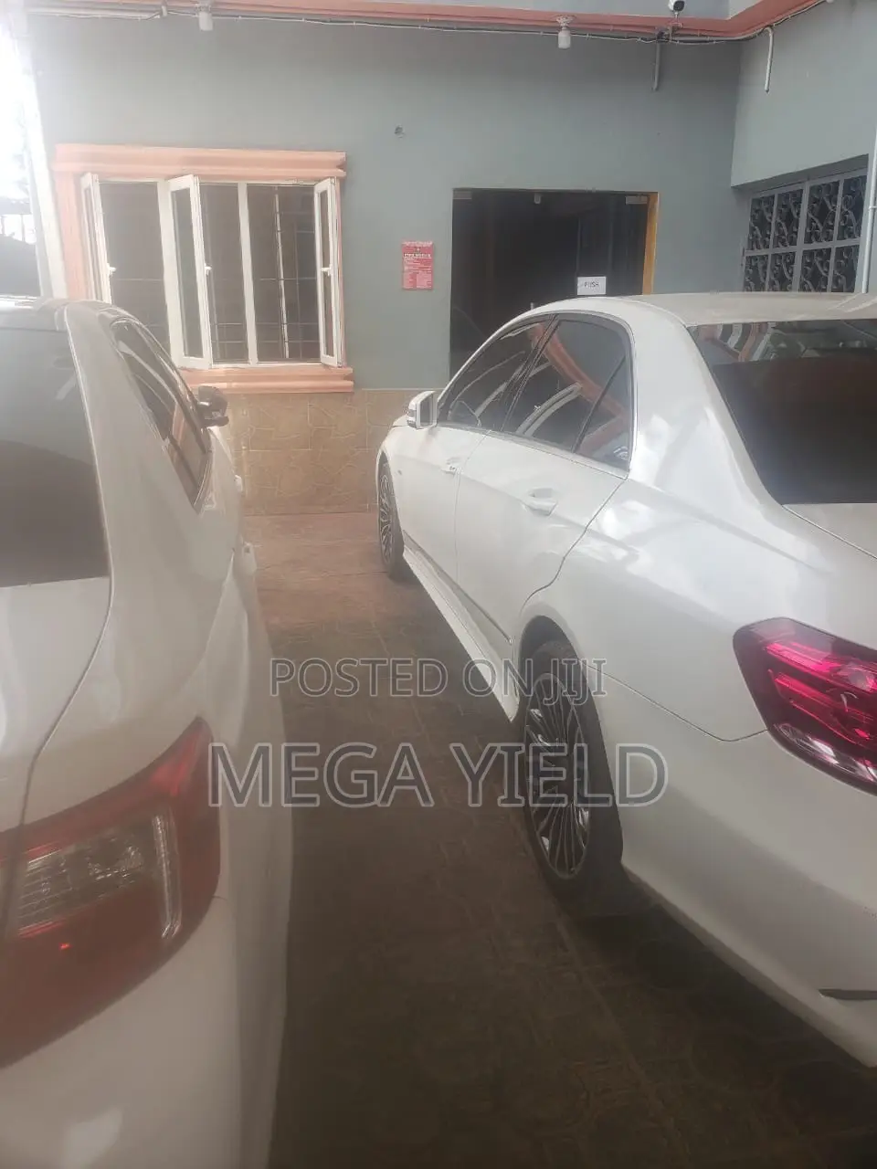 Mercedes-Benz E200 2011 White