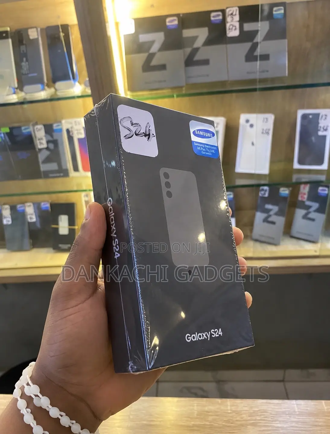 New Samsung Galaxy S24 256 GB Black