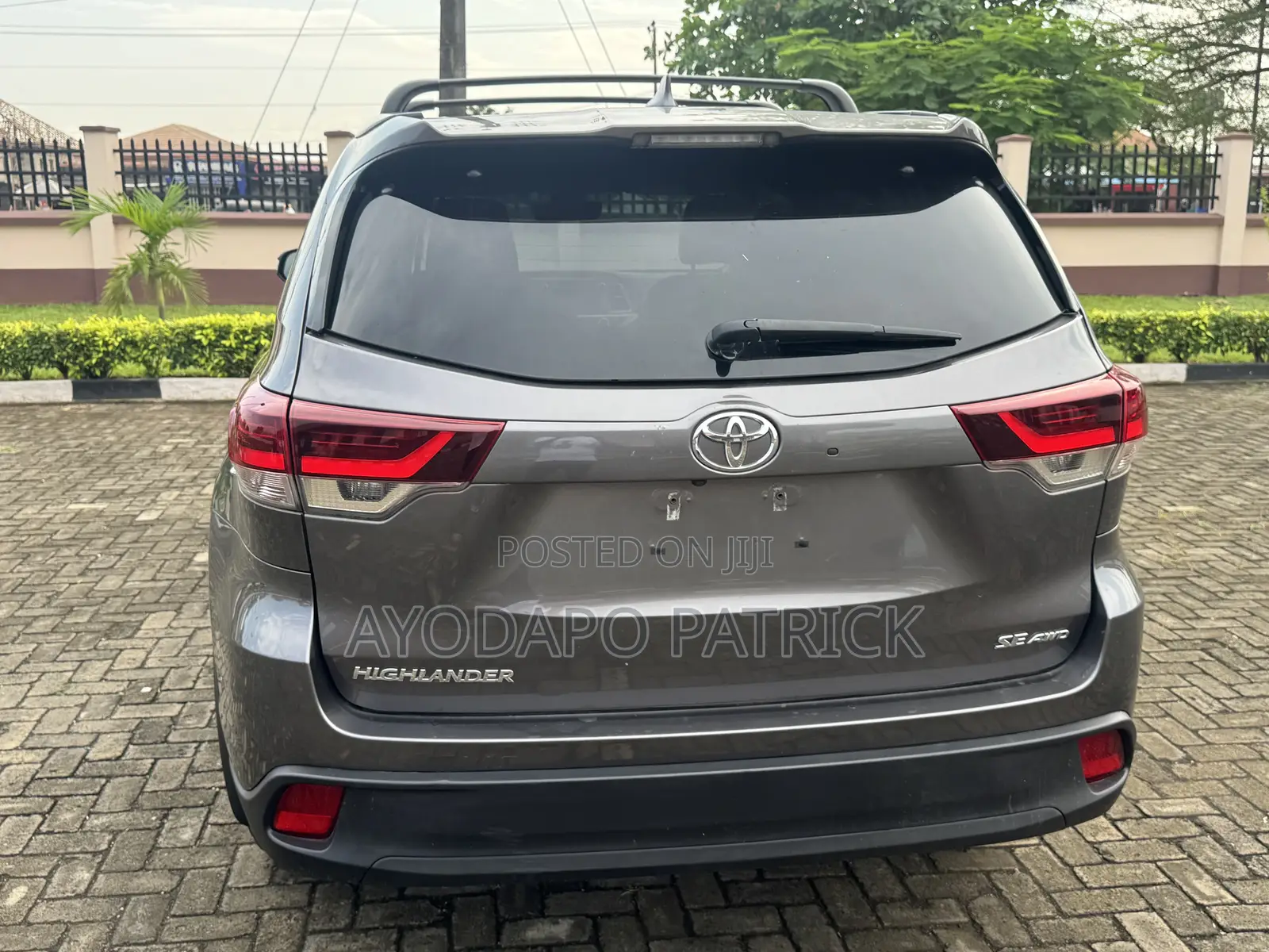 Toyota Highlander 2019 Brown