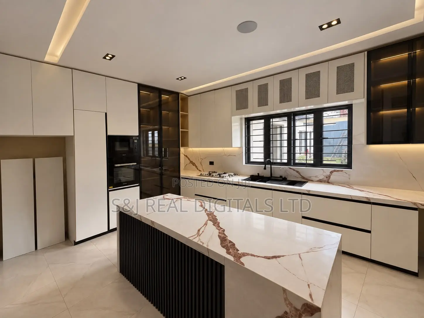 5bdrm Duplex in Karsana for sale