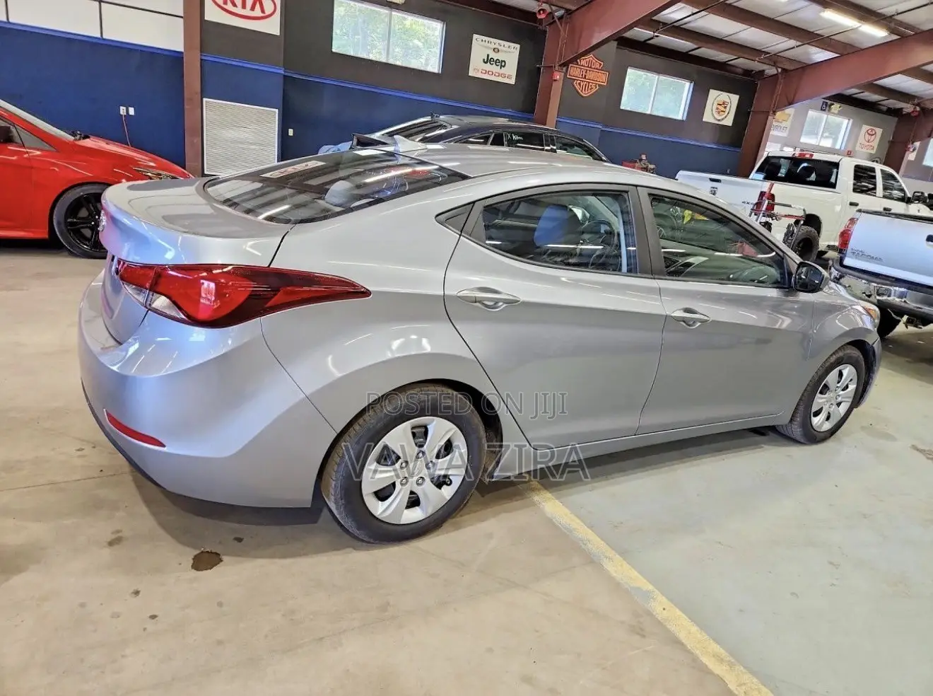 Hyundai Elantra Sport Sedan FWD (2.0L 4cyl 6A) 2016 Gray