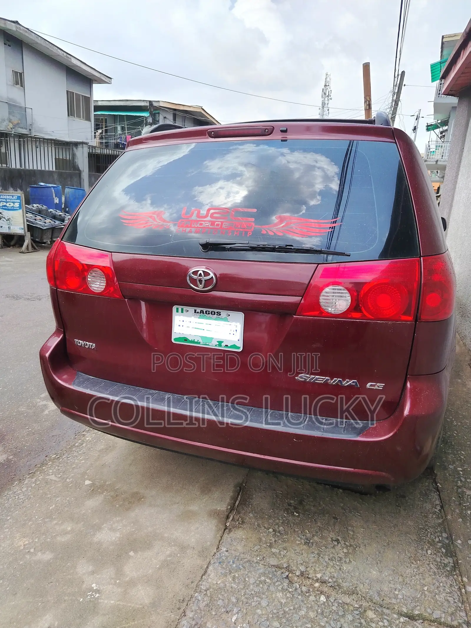 Toyota Sienna 2006 Red