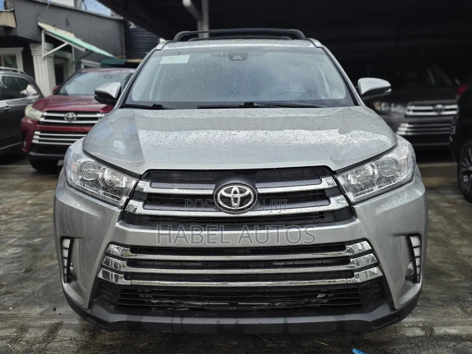 Toyota Highlander XLE 4x4 V6 (3.5L 6cyl 8A) 2018 Silver
