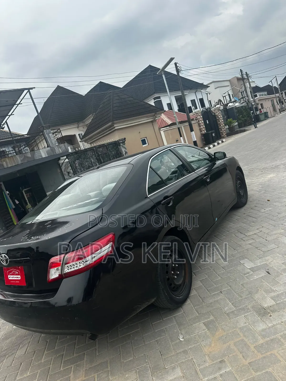 Toyota Camry LE 4dr Sedan (2.5L 4cyl 6A) 2011 Black