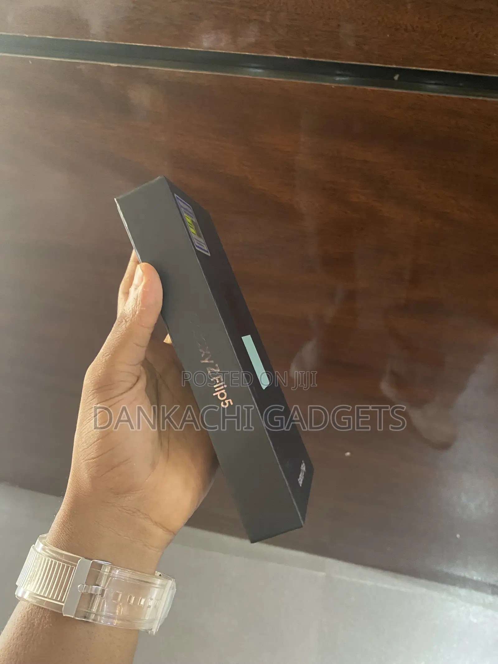 New Samsung Galaxy Z Flip 5 256 GB Graphite