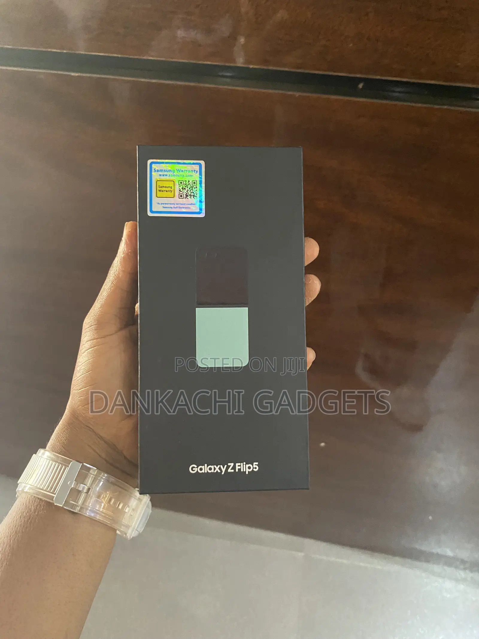New Samsung Galaxy Z Flip 5 256 GB Graphite