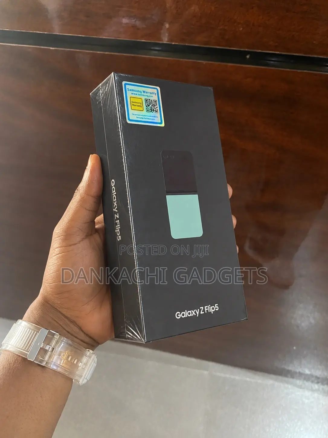 New Samsung Galaxy Z Flip 5 256 GB Graphite