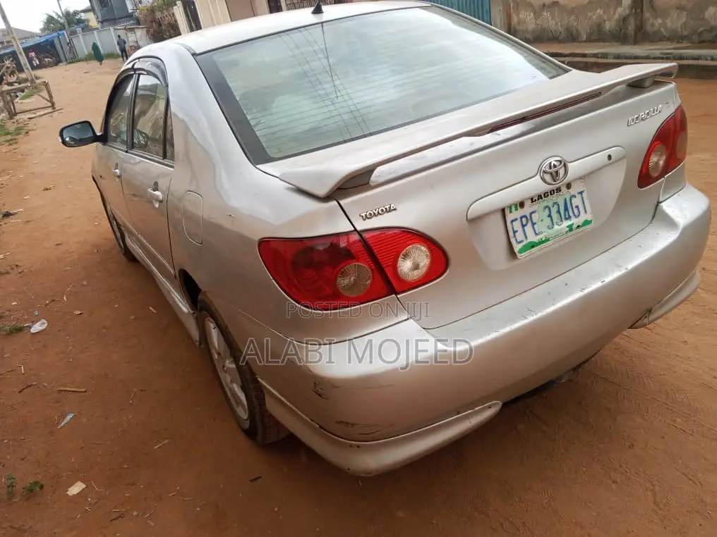 Toyota Corolla S 2006 Silver
