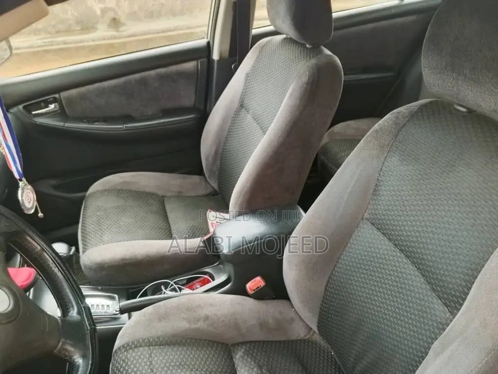Toyota Corolla S 2006 Silver