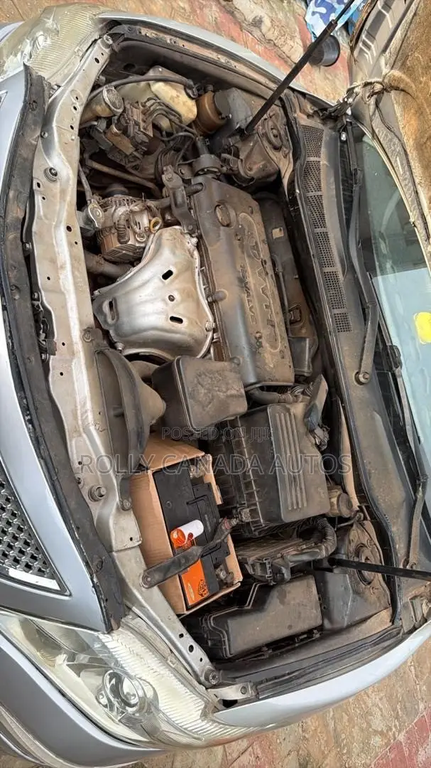 Toyota Camry SE 4dr Sedan (2.5L 4cyl 6AM) 2010 Silver