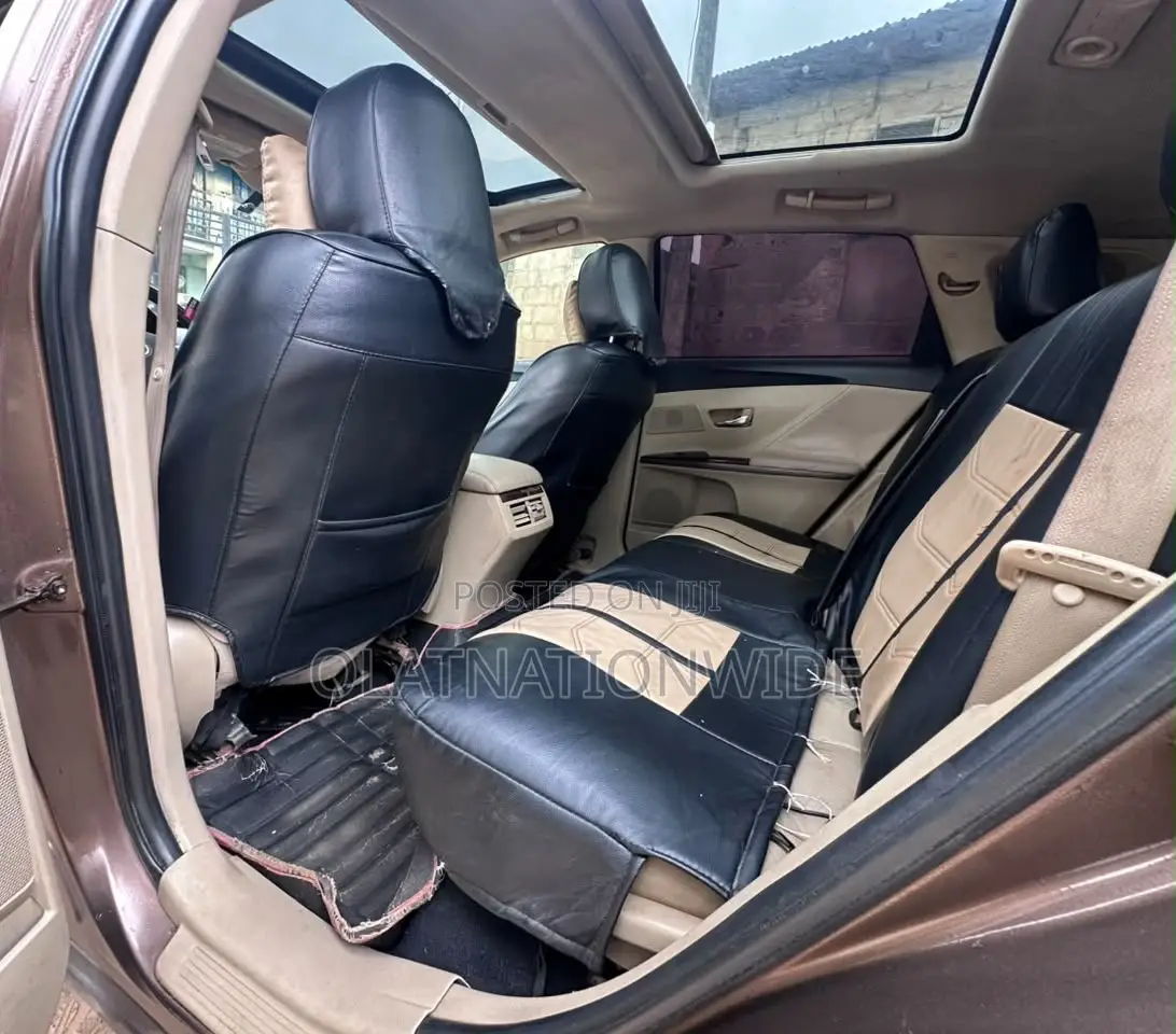 Toyota Venza 2011 Brown