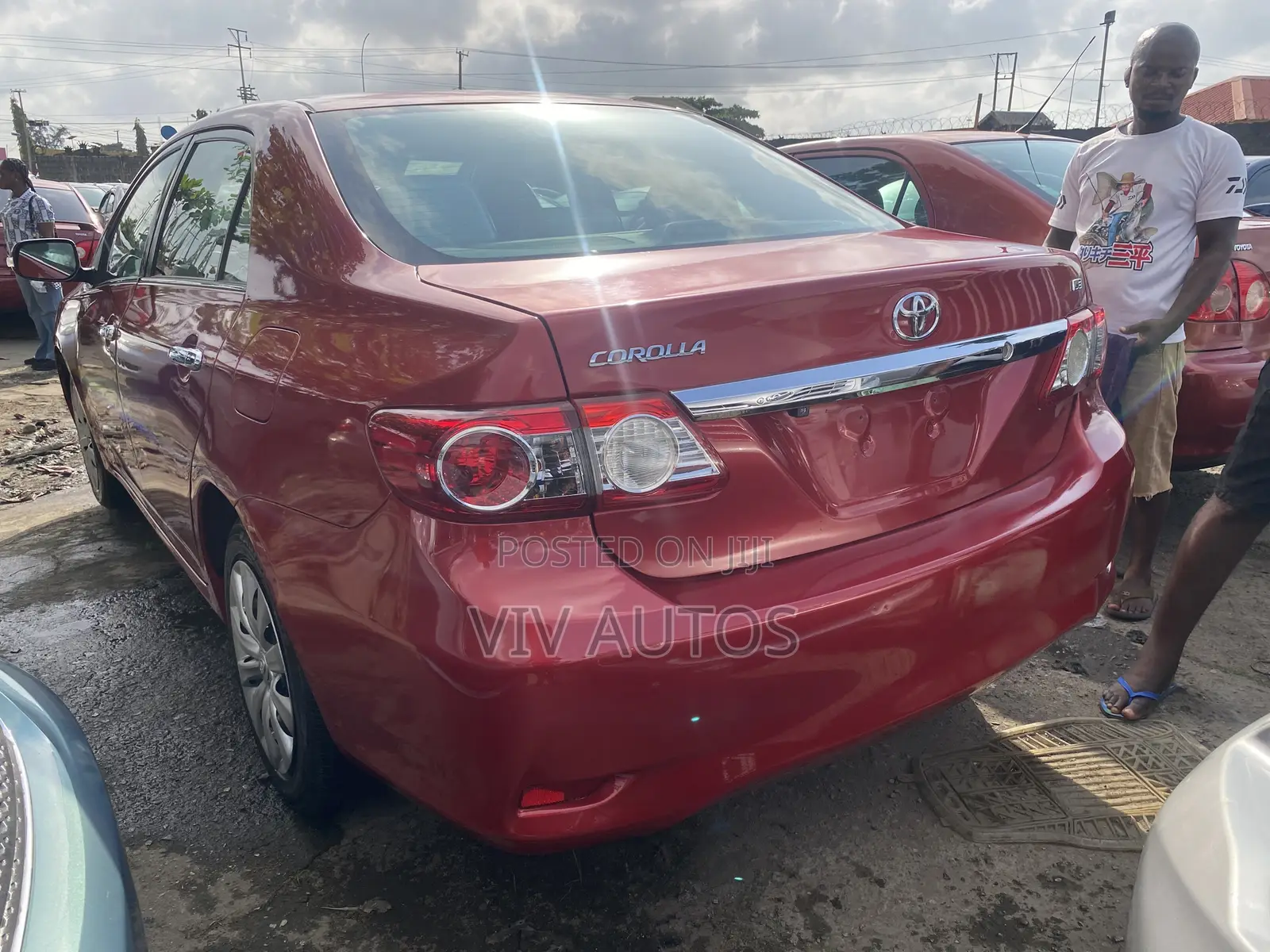 Toyota Corolla LE Special Edition 4dr Sedan (1.8L 4cyl 4A) 2013 Red