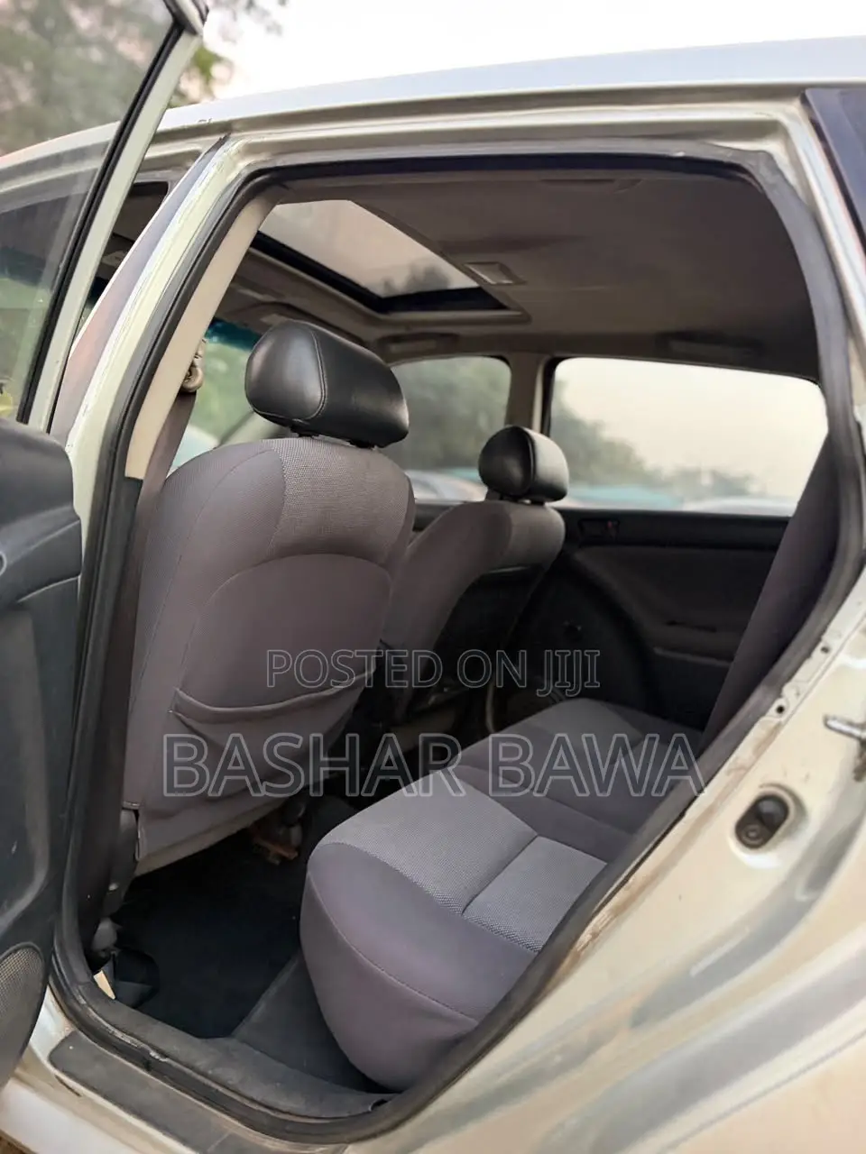 Toyota Matrix Standard FWD (1.8L 4cyl 5M) 2004 Silver