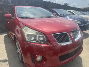 Pontiac Vibe 2010 Red