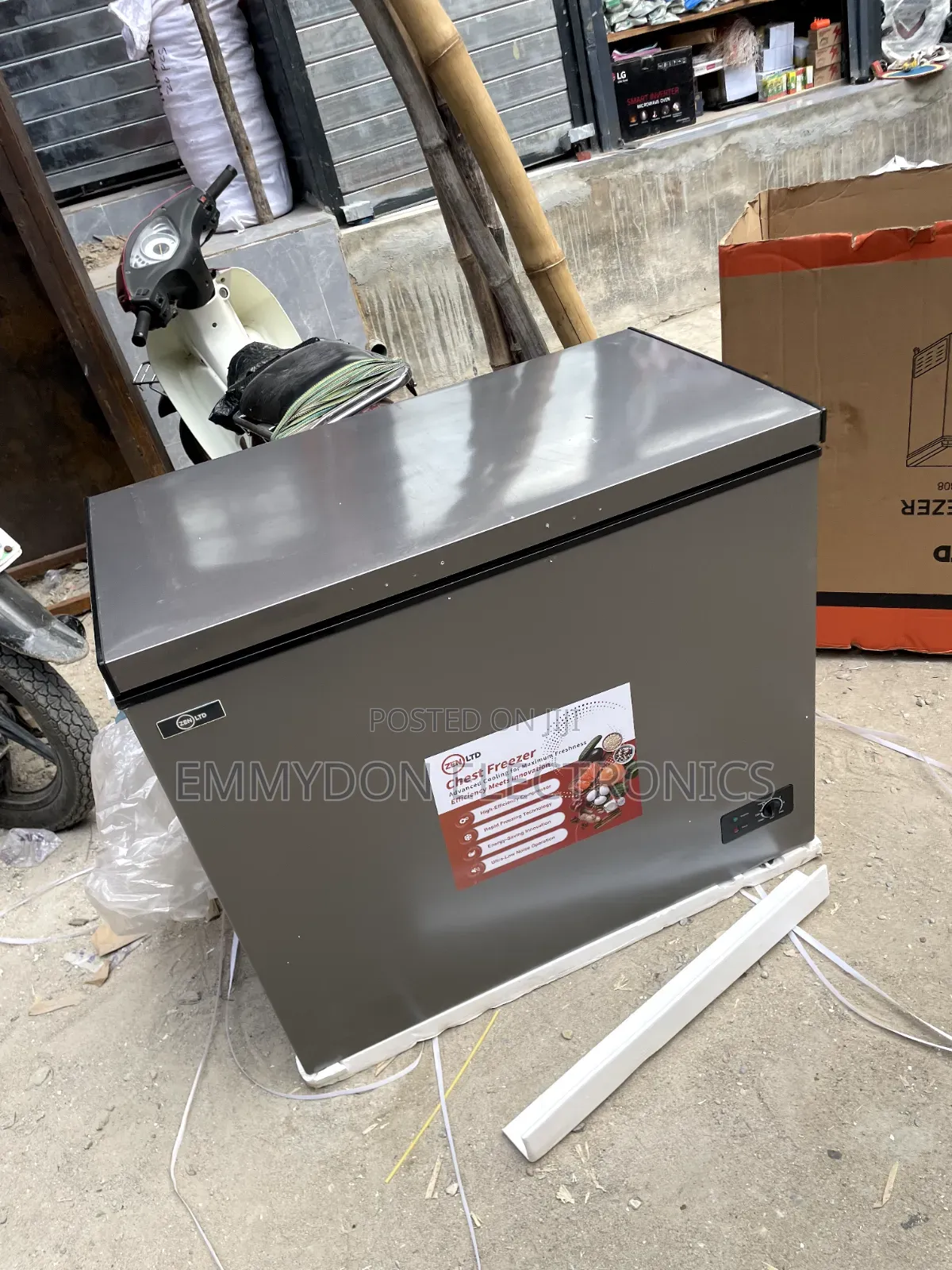 ZEN LTD 200L Chest Freezer for Meat and Fish