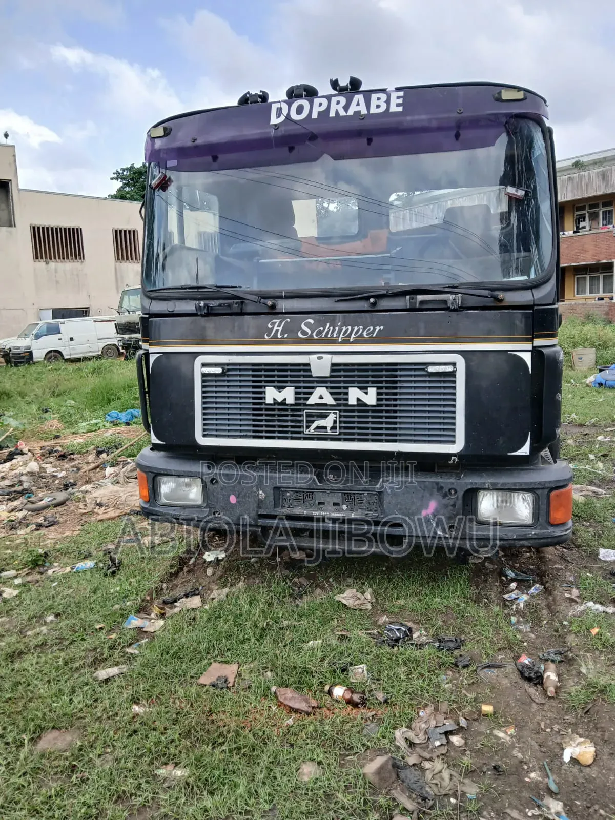 Man Cap and Chassis Springs 12.192