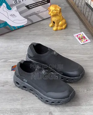 All Black Shechers High Grade Skechers