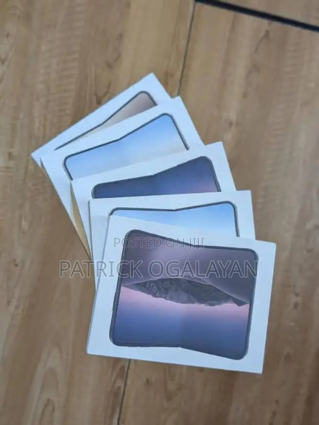 New Apple iPhone Duo 256 GB White