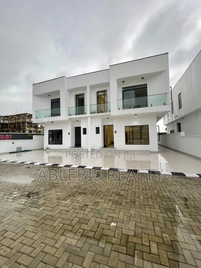 4bdrm Duplex in Orchid, Lekki Phase 2 for sale