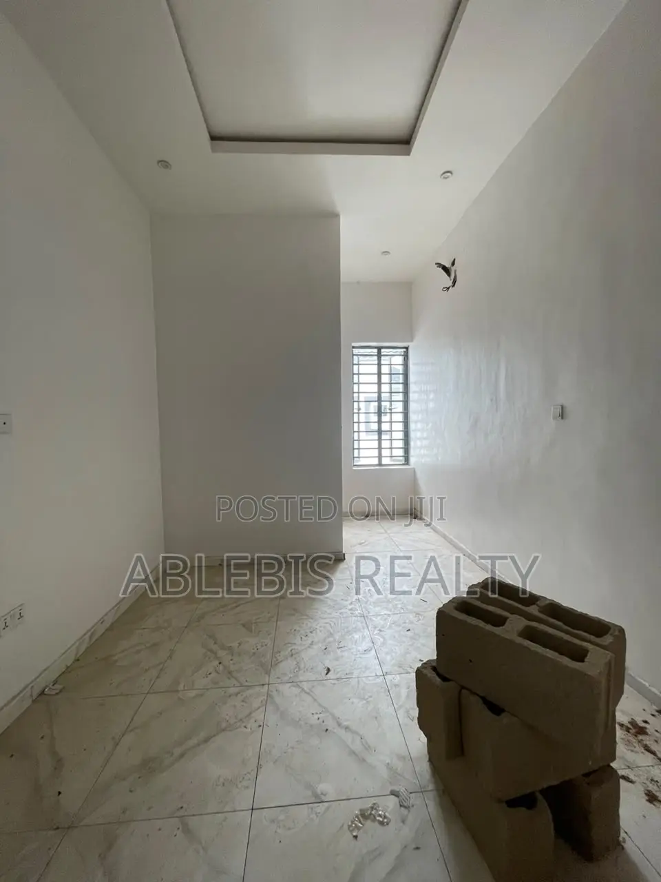 4bdrm Townhouse/Terrace in Orchid, Lekki Phase 2 for sale