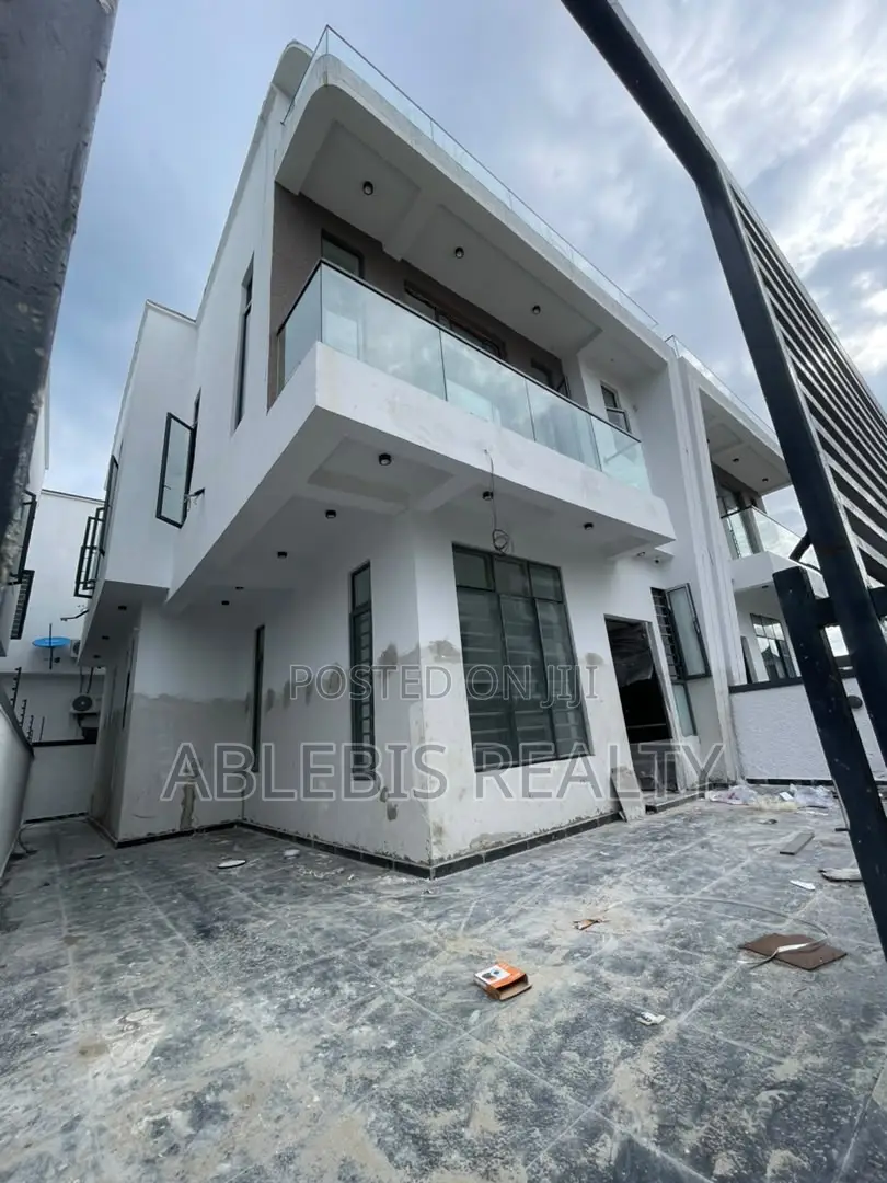 4bdrm Duplex in Ikota, Lekki Phase 2 for sale