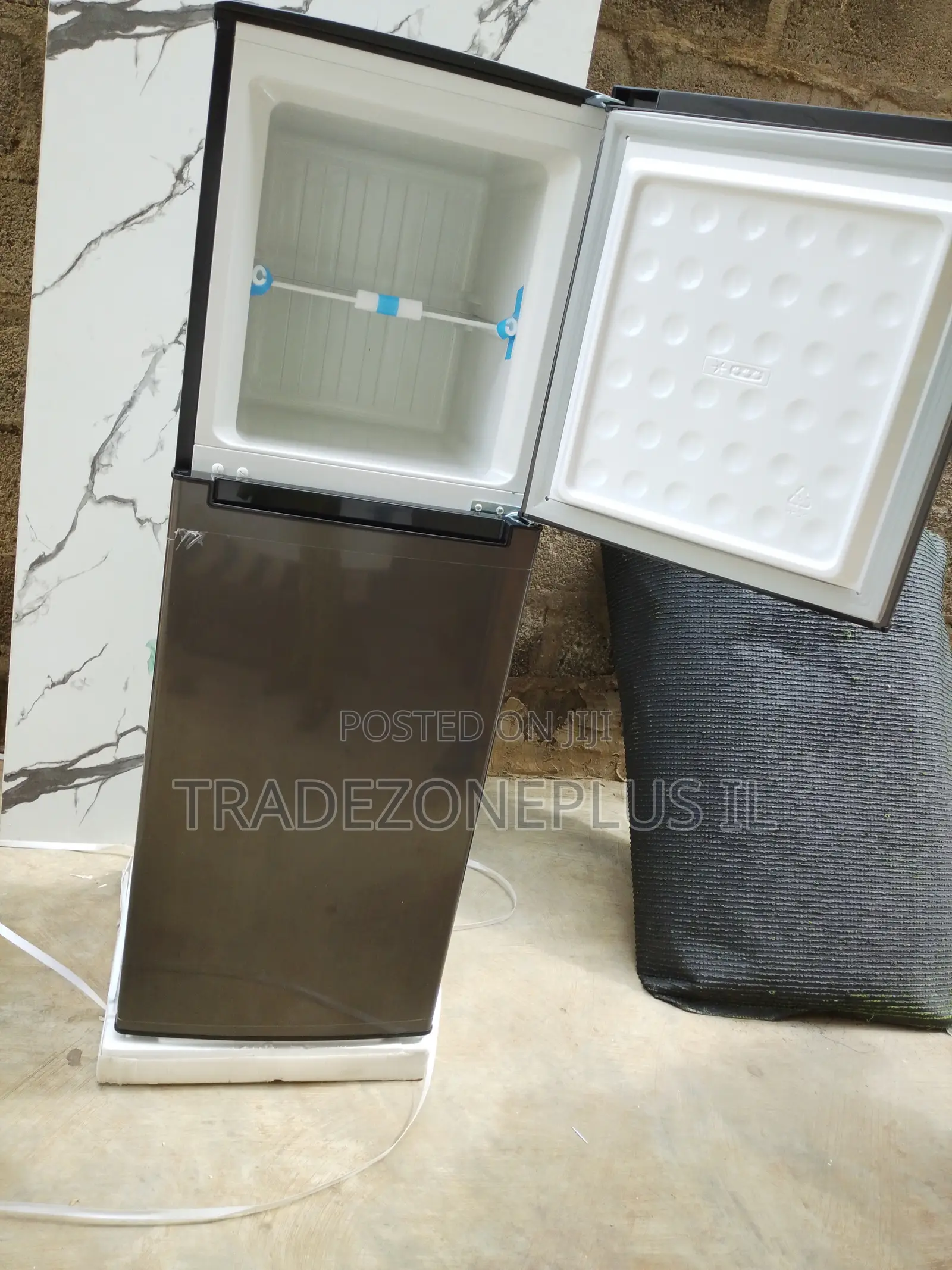 Bring Home a Skyrun BCD-145A Refrigerator