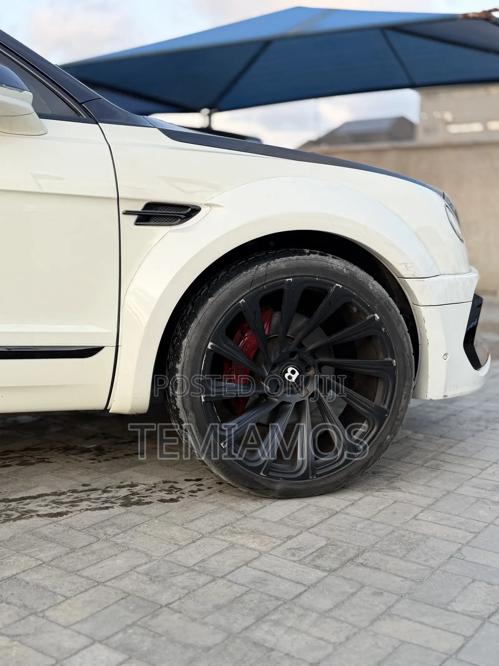 Bentley Bentayga W12 AWD 2017 White