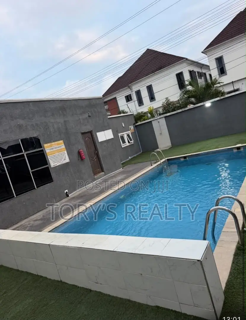 1bdrm Shared Apartment in Lekki Phase 2 for rent
