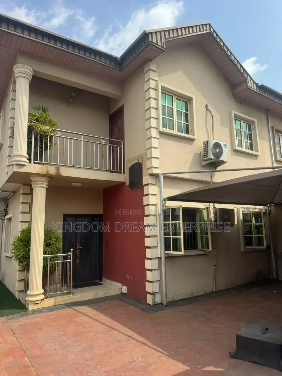 4bdrm House in Omole Phase 1 Ikeja for rent