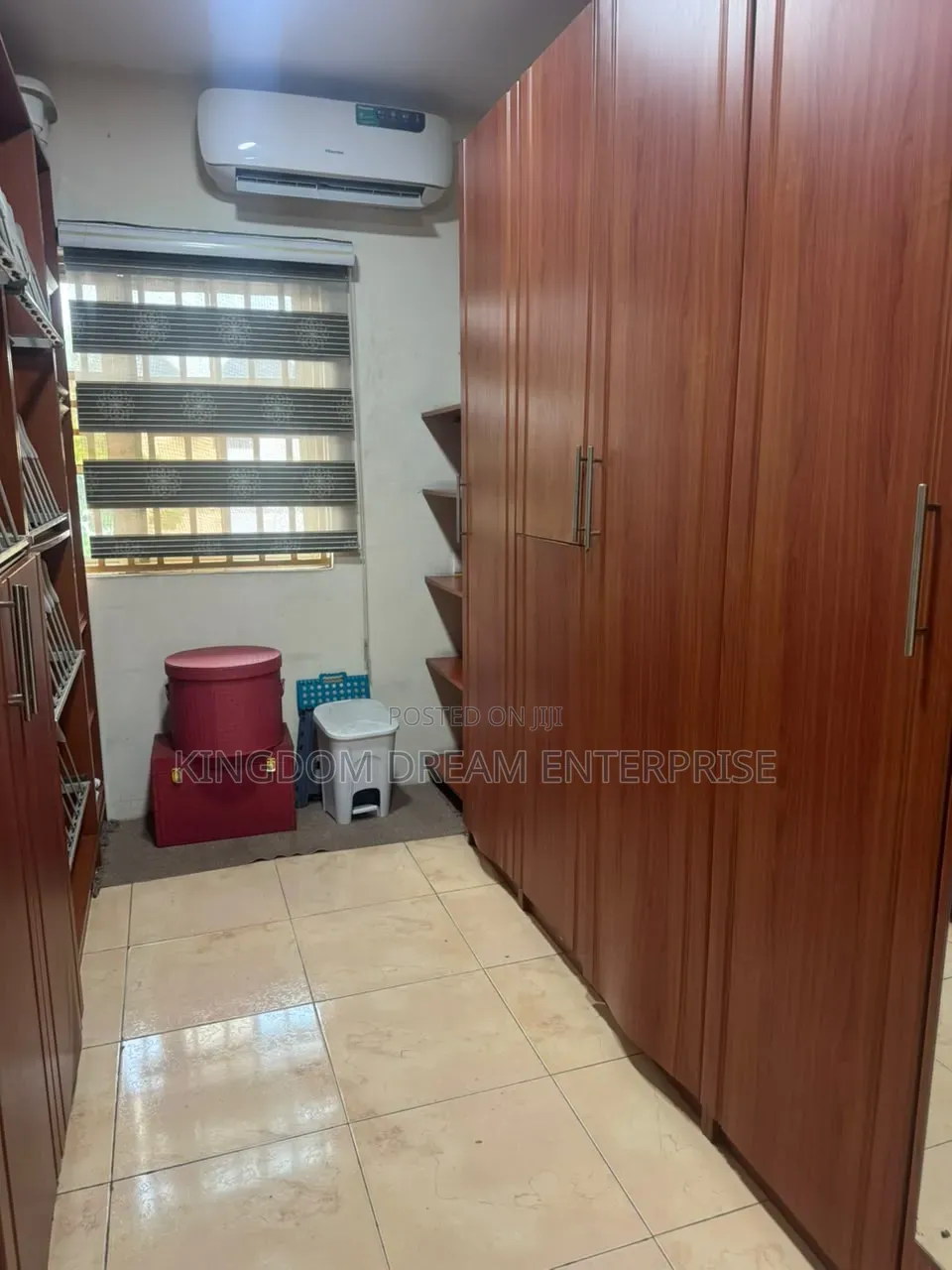 4bdrm House in Omole Phase 1 Ikeja for rent