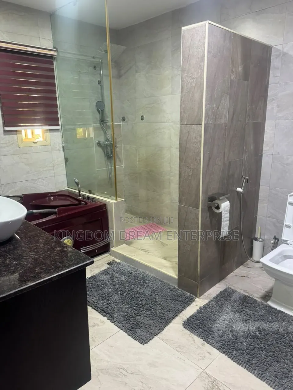 4bdrm House in Omole Phase 1 Ikeja for rent
