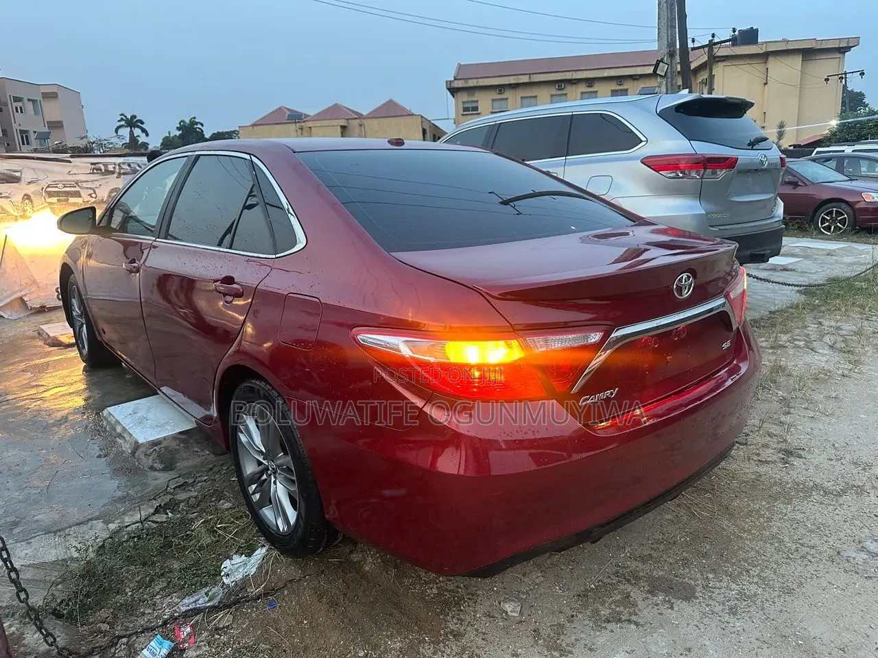 Toyota Camry SE 4dr Sedan (2.5L 4cyl 6A) 2016 Red