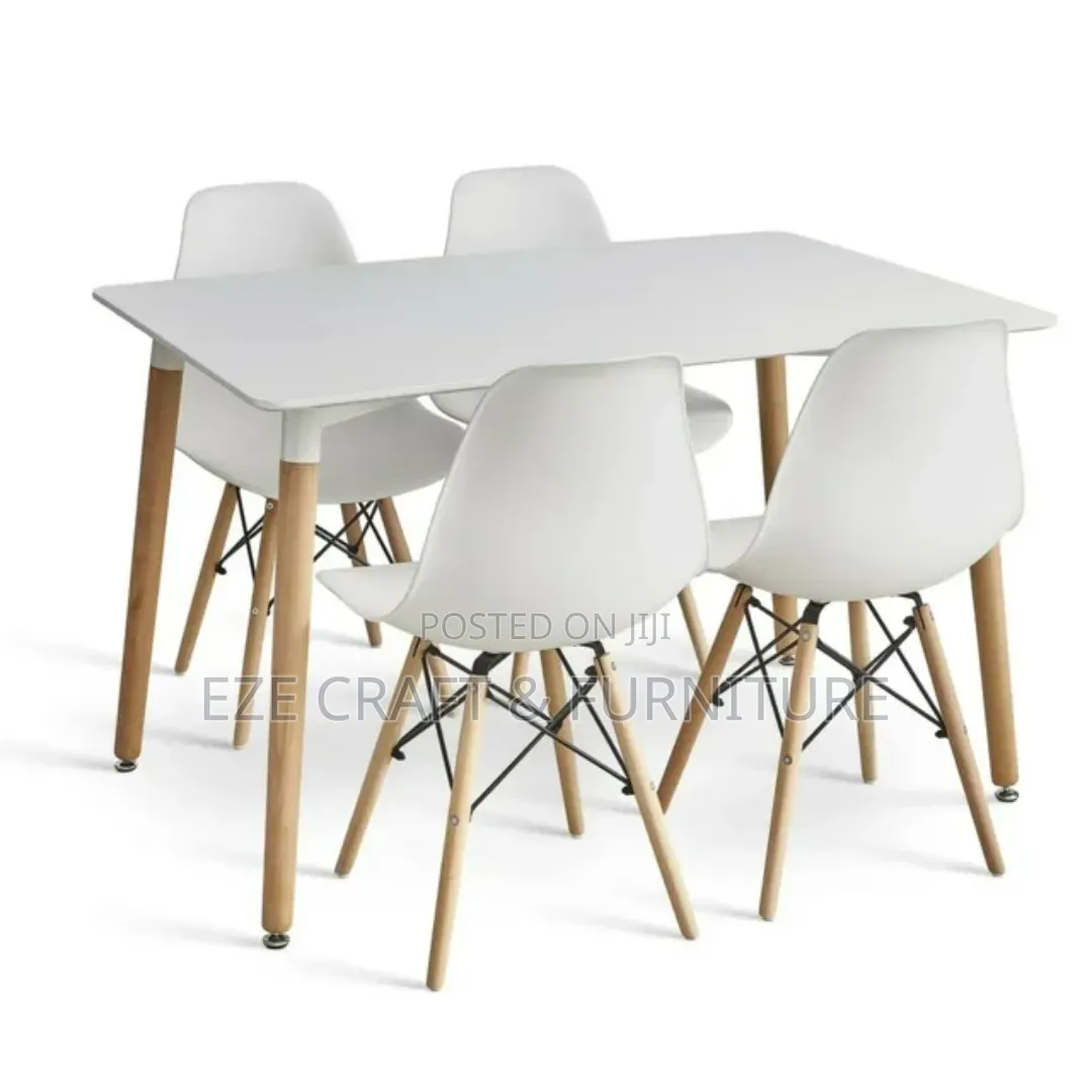 Set of 4seaters Resturant Table and Chairs
