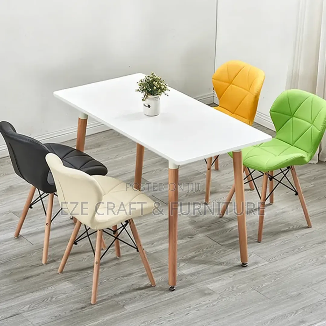 Set of 4seaters Resturant Table and Chairs