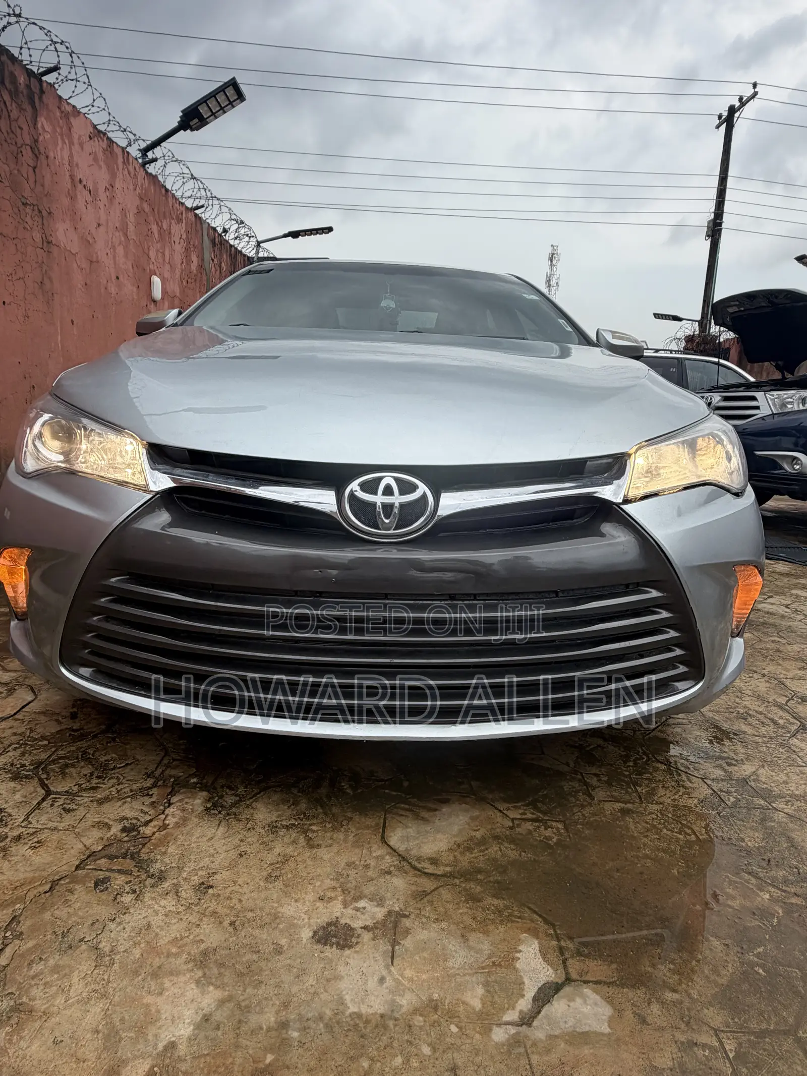 Toyota Camry LE 4dr Sedan (2.5L 4cyl 6A) 2017 Silver