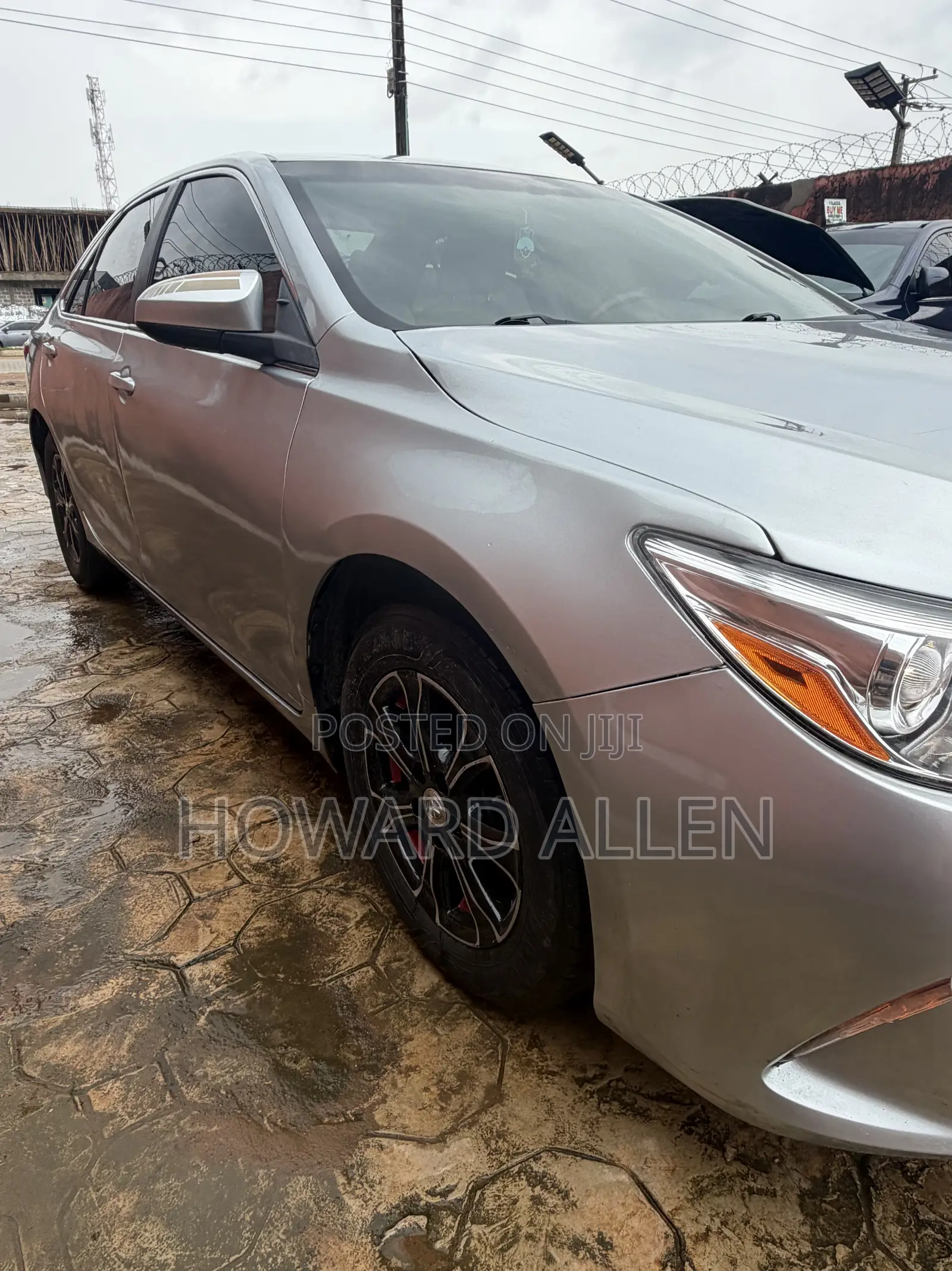 Toyota Camry LE 4dr Sedan (2.5L 4cyl 6A) 2017 Silver