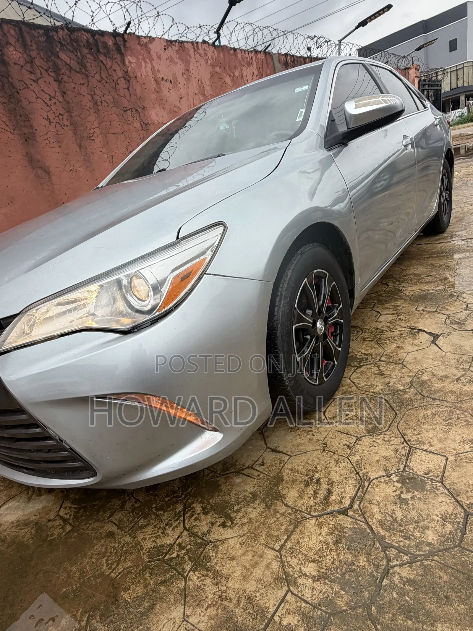 Toyota Camry LE 4dr Sedan (2.5L 4cyl 6A) 2017 Silver