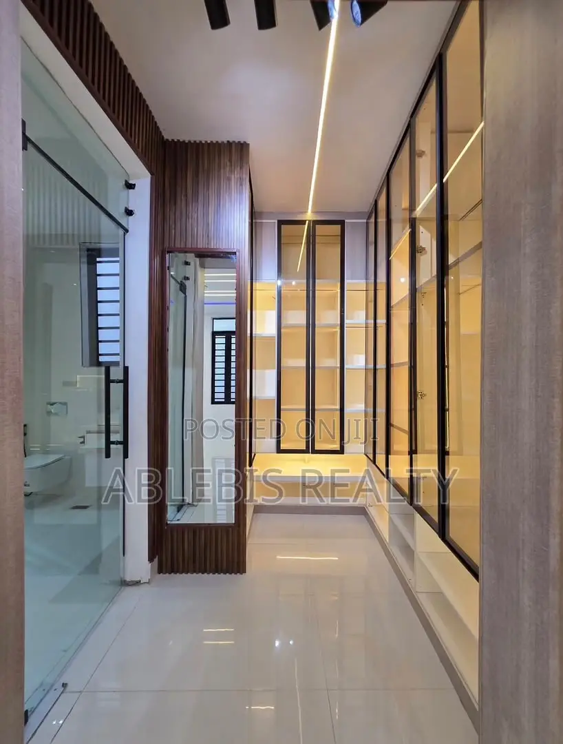 5bdrm Duplex in Ajah for sale