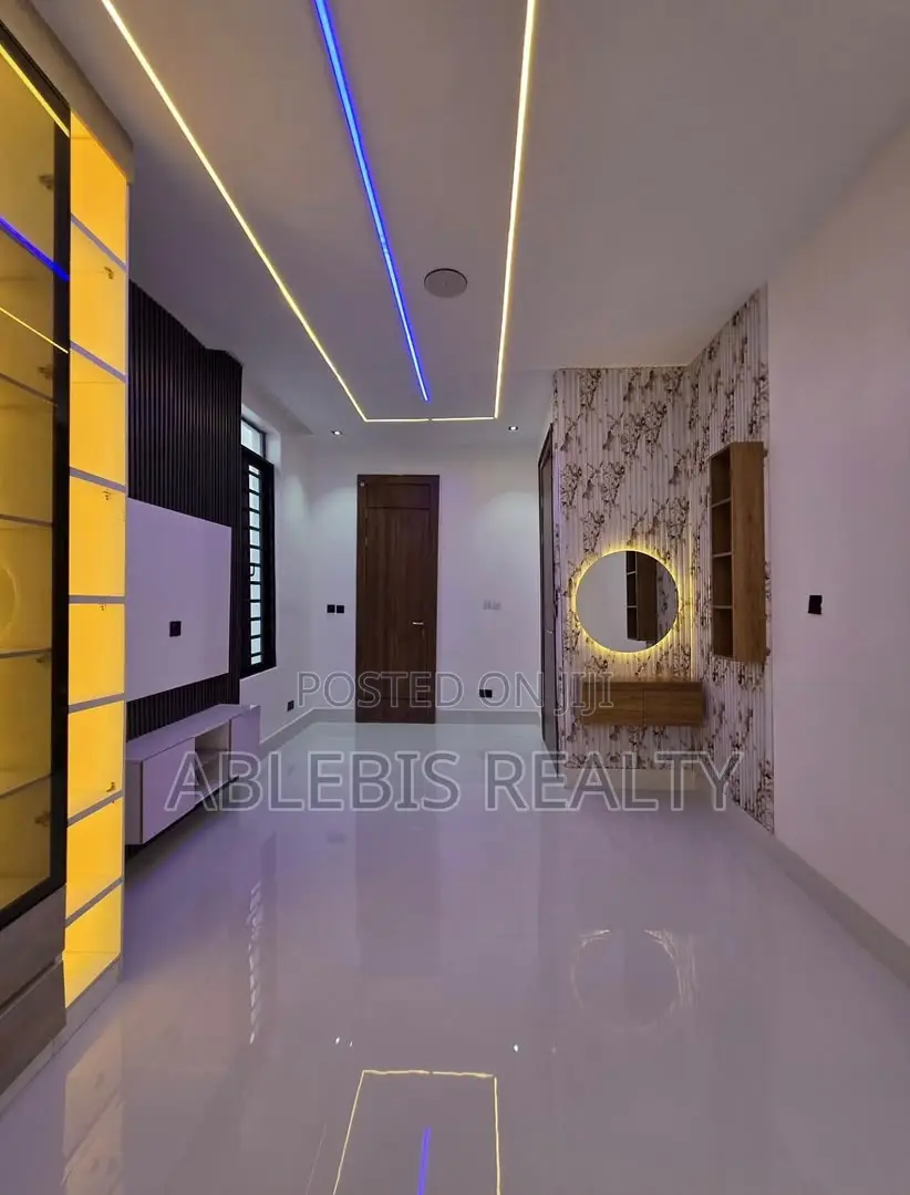 5bdrm Duplex in Ajah for sale