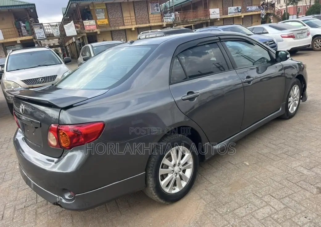 Toyota Corolla S 4dr Sedan (1.8L 4cyl 4A) 2010 Gray