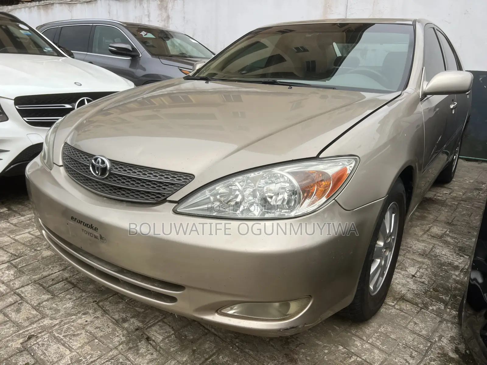 Toyota Camry XLE V6 4dr Sedan (3.0L 6cyl 4A) 2003 Gold