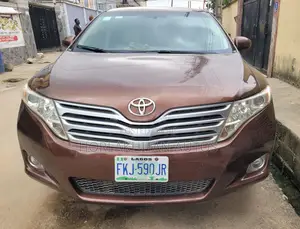Toyota Venza AWD 2010 Brown