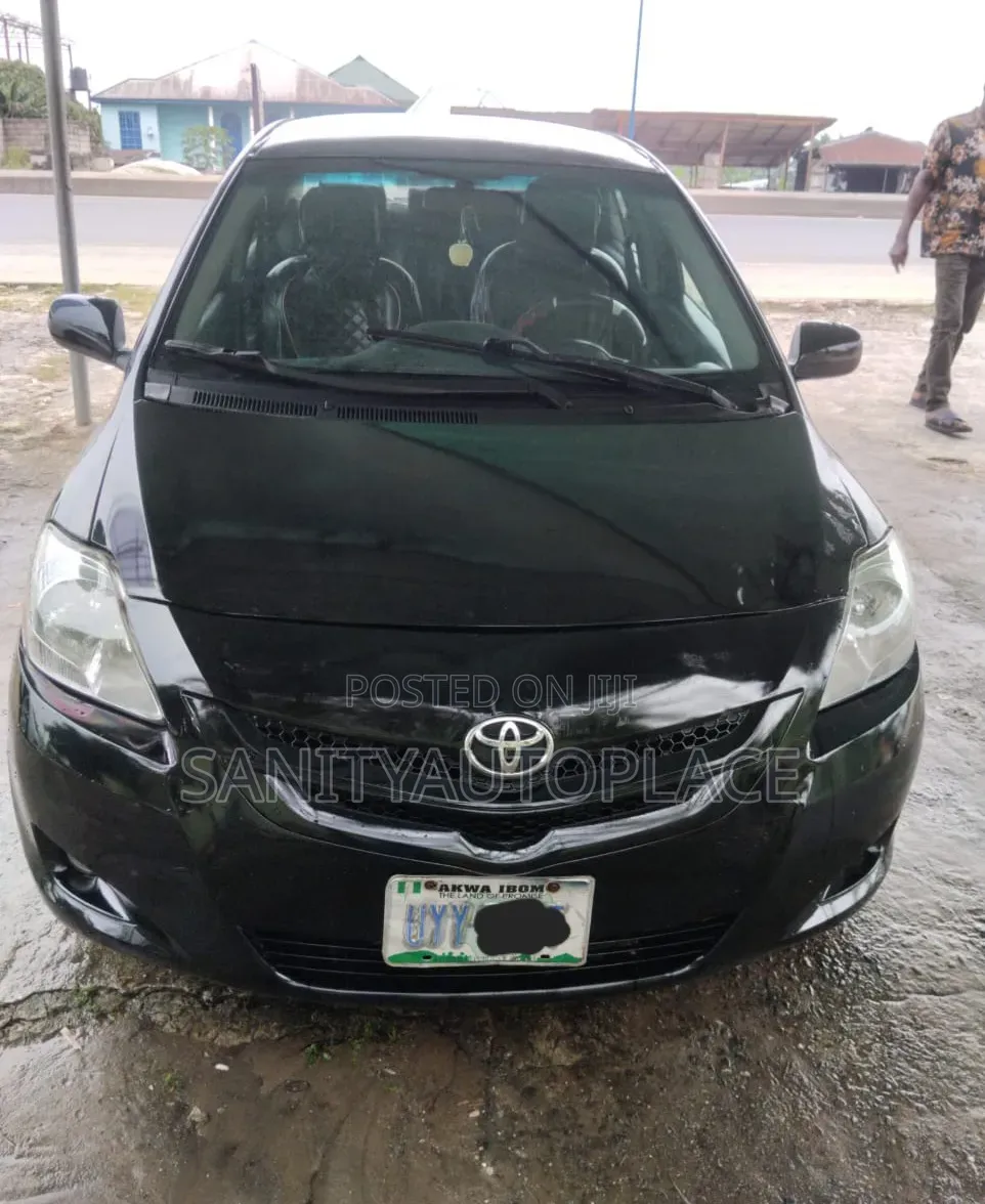 Toyota Yaris 1.5 Sedan 2008 Black