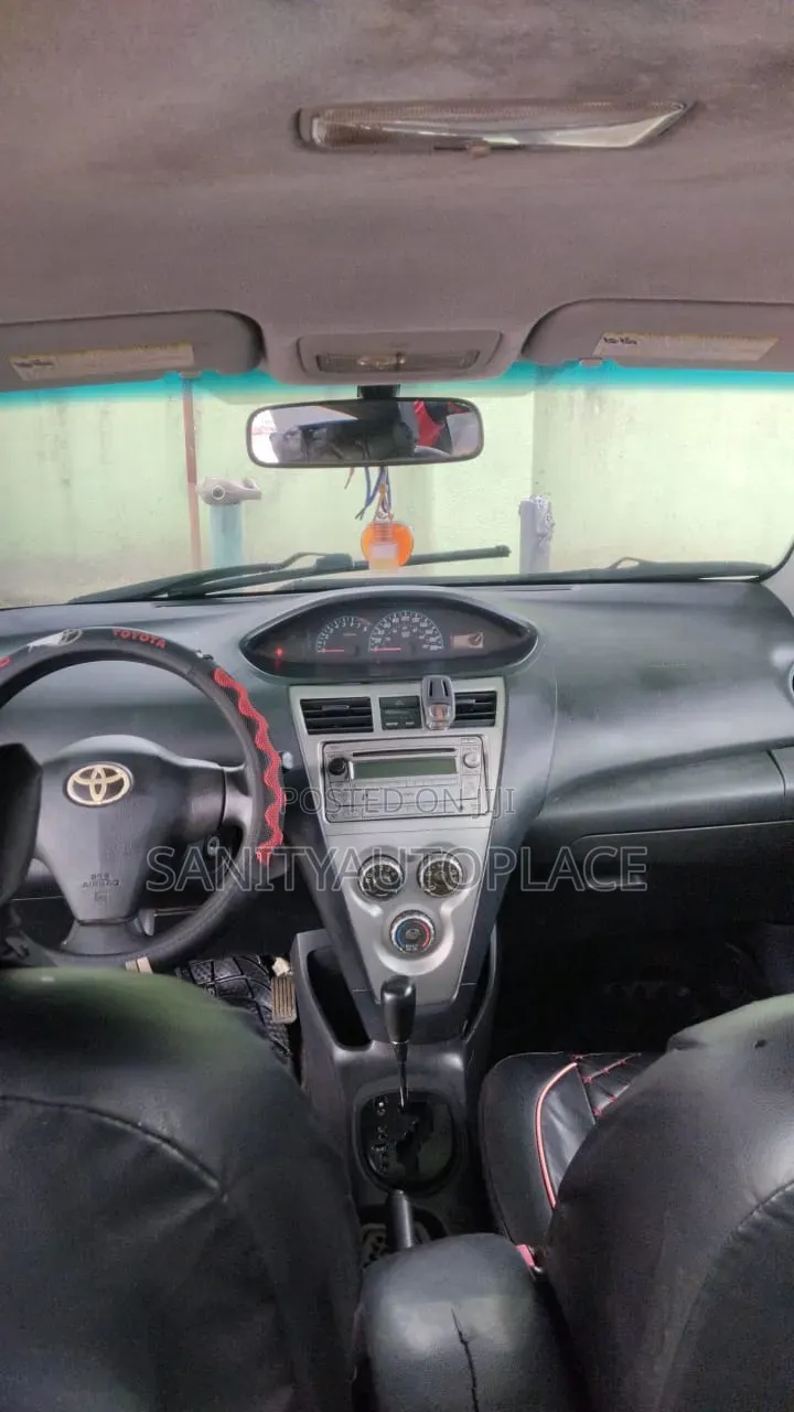 Toyota Yaris 1.5 Sedan 2008 Black