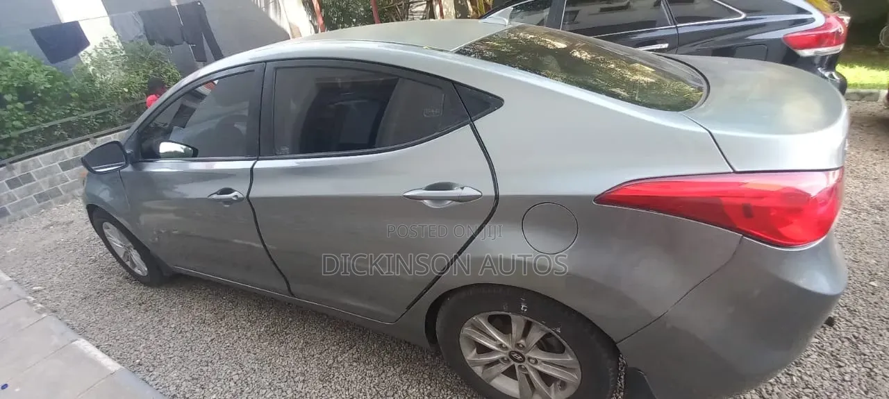 Hyundai Elantra 2013 Gray