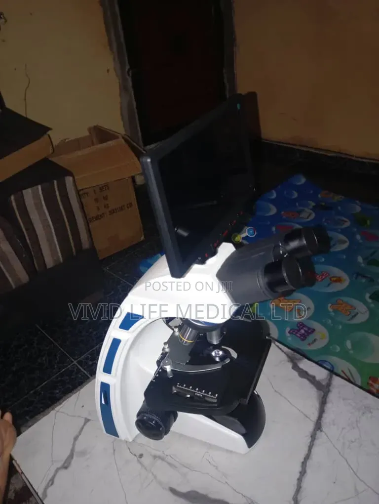 Digital Microscope (Trinocular Microscope With Screen)