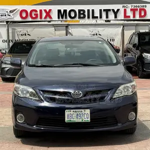 Toyota Corolla LE 4dr Sedan (1.8L 4cyl 4A) 2012 Blue