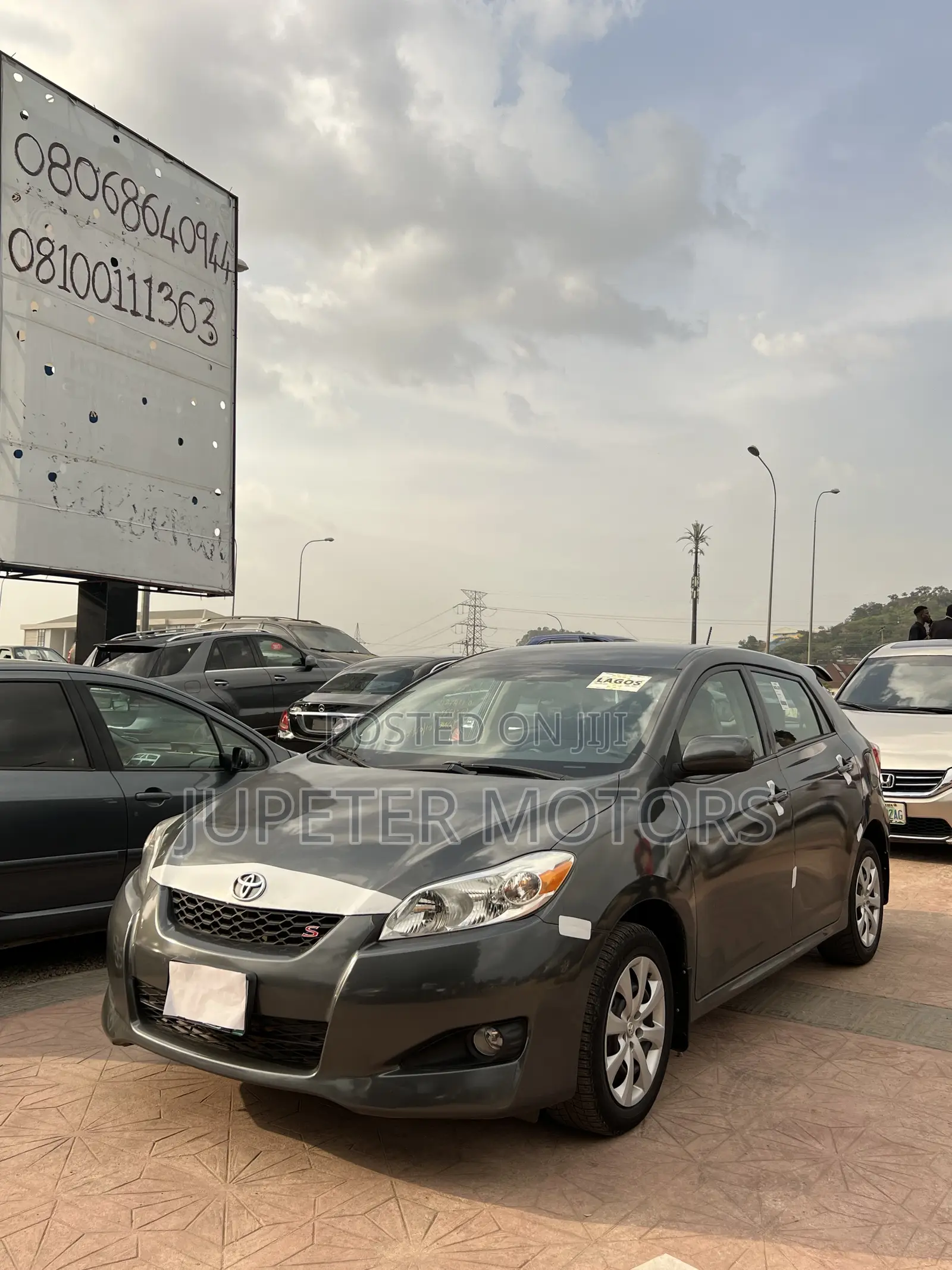 Toyota Matrix S Hatchback AWD (2.4L 4cyl 4A) 2010 Black
